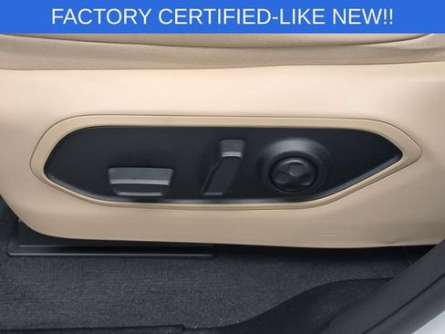 Certified 2025 Jeep Grand Cherokee Limited w/ Luxury Tech Group II RWD image 17