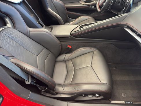 Used 2020 Chevrolet Corvette Stingray Premium Cpe w/ 3LT Preferred Equipment Group image 24