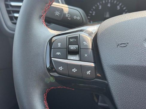 Certified 2022 Ford Escape SEL w/ SEL Stealth AWD Package image 20