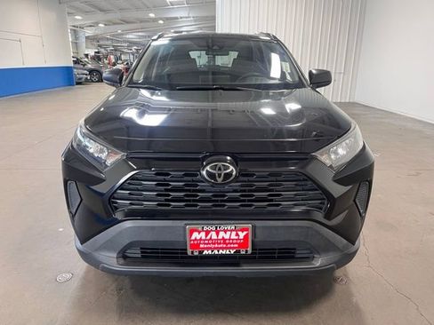 Used 2021 Toyota RAV4 LE w/ Carpet Mat Package (TMS) image 8