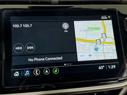 Used 2023 Chevrolet Bolt EUV Premier w/ Sun & Sound Package FWD image 33