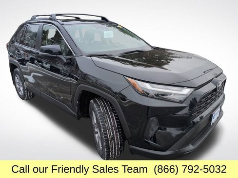 New 2025 Toyota RAV4 XLE w/ Weather Package image 7