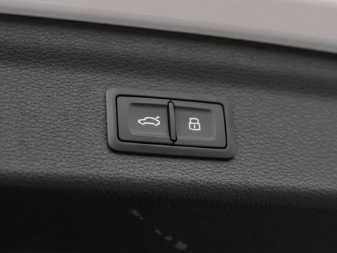 Used 2021 Audi Q3 2.0T Premium w/ Convenience Package image 56