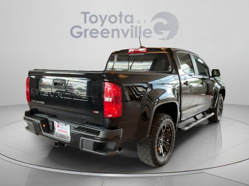 Used 2022 Chevrolet Colorado Z71 w/ Z71 Midnight Edition AWD/4WD image 6