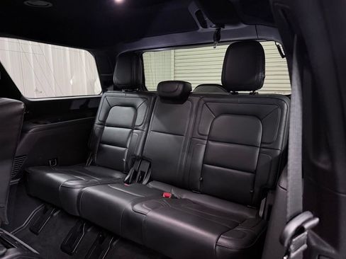 Used 2019 Lincoln Navigator Reserve AWD/4WD image 35