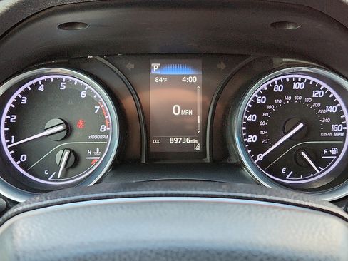 Used 2020 Toyota Camry L image 18