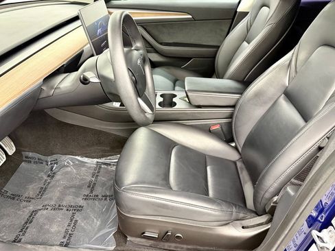 Used 2023 Tesla Model 3 Standard Range image 22