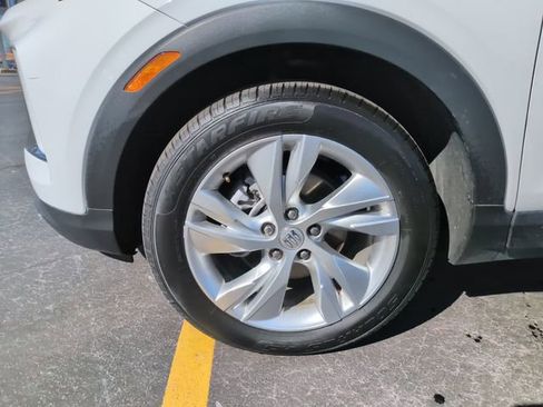 Used 2025 Buick Encore GX Preferred image 13