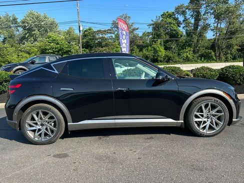 New 2024 Genesis GV60 Advanced w/ Cargo Package image 22