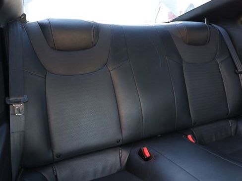 Used 2013 Hyundai Genesis 3.8 image 14