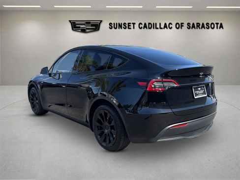 Used 2023 Tesla Model Y Long Range image 5