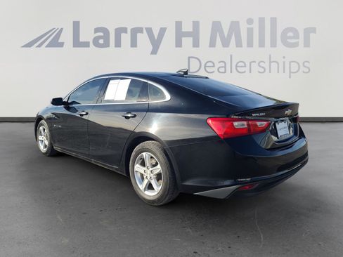 Used 2024 Chevrolet Malibu LS image 3