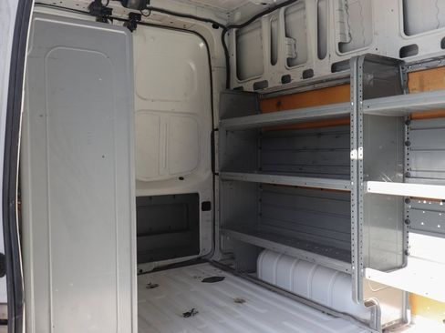 Used 2018 Nissan NV 2500 SV w/ Navigation Package image 28