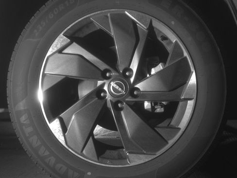 Used 2025 Nissan Rogue SV image 13