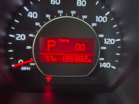 Used 2014 Kia Soul FWD image 28
