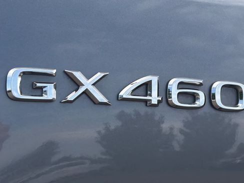 Used 2020 Lexus GX 460 Premium w/ Premium Package AWD/4WD image 12