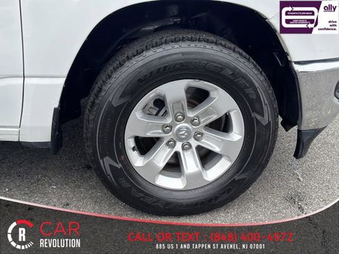 Used 2024 RAM 1500 Laramie image 11