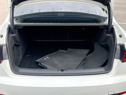 Used 2018 Audi A4 2.0T Ultra Premium w/ Convenience Package image 30