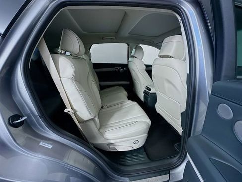 Certified 2026 Genesis GV80 2.5T Advanced image 30