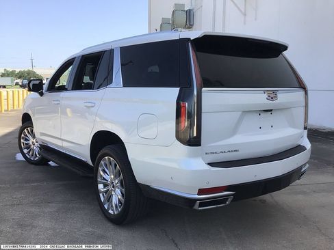 Used 2024 Cadillac Escalade Premium Luxury AWD/4WD image 6