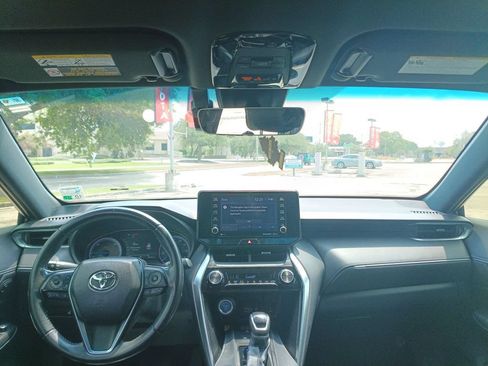 Used 2021 Toyota Venza XLE w/ Softex Package AWD/4WD image 30