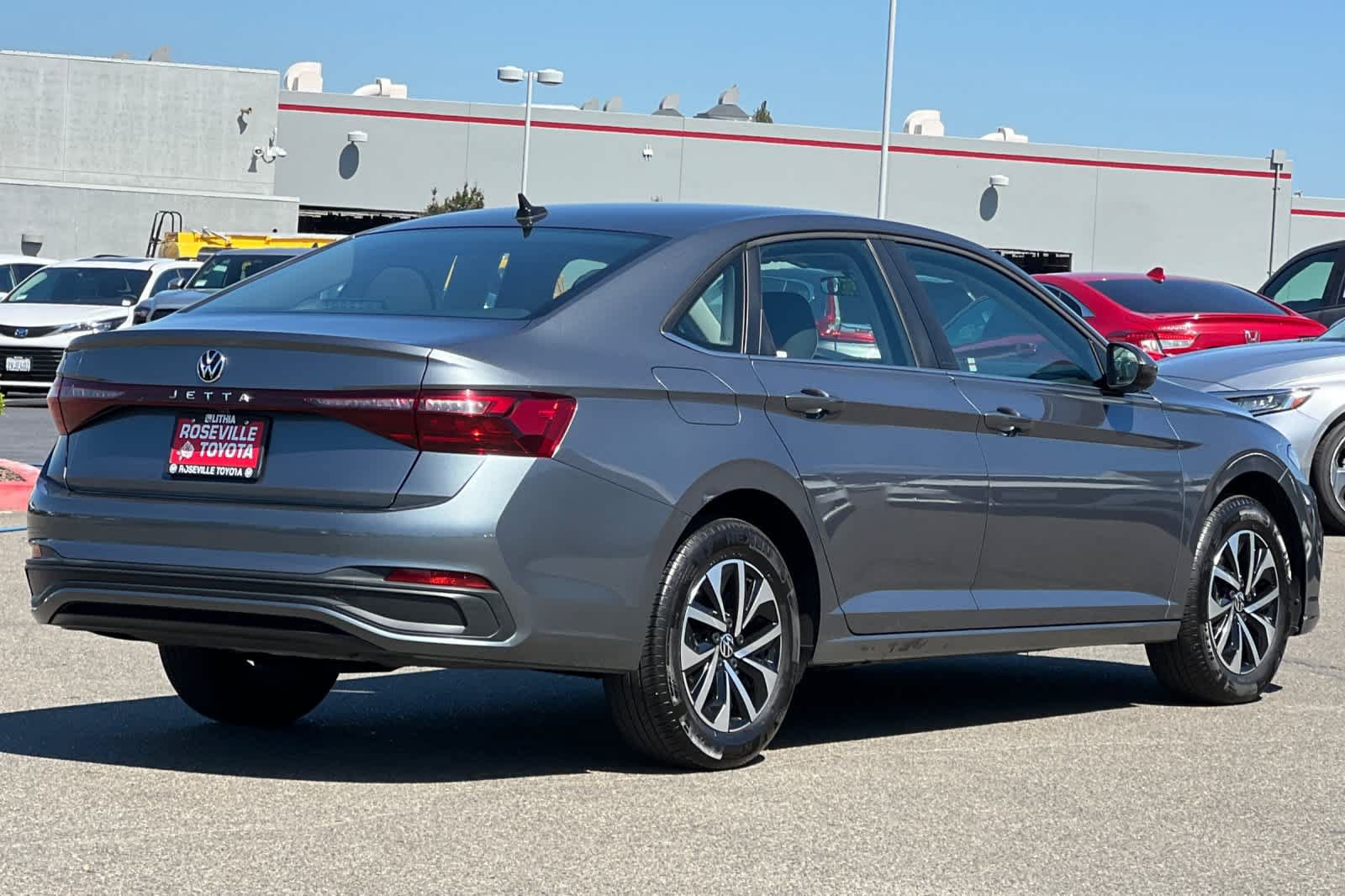 Used 2025 Volkswagen Jetta S FWD image 2