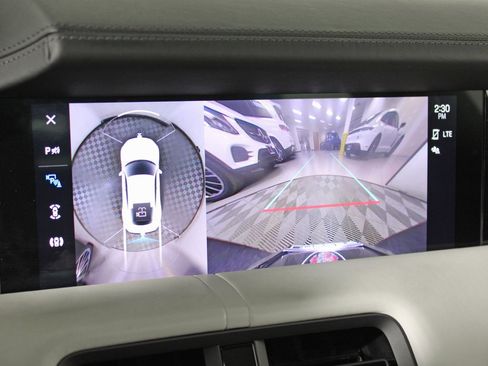 Used 2021 Porsche Taycan 4S image 29