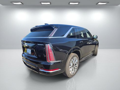 New 2026 Cadillac Escalade IQ Luxury 1 w/ LPO, Radiant Package image 4