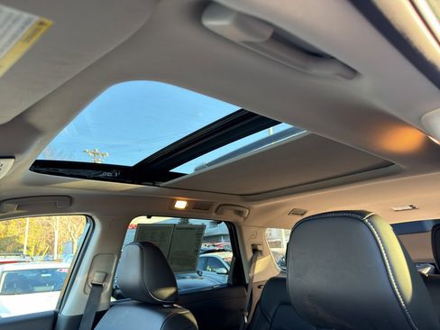 Certified 2024 Nissan Pathfinder Platinum w/ Cargo Package image 31