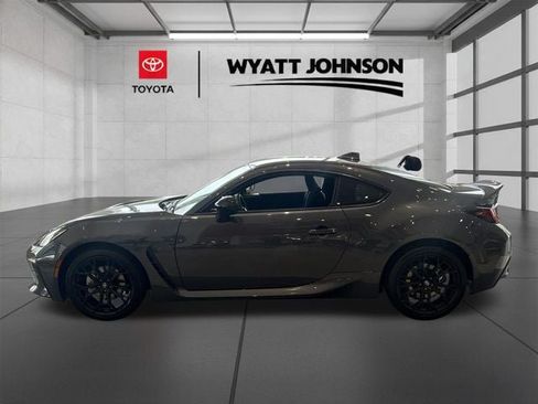 New 2026 Toyota GR86 Premium RWD image 2