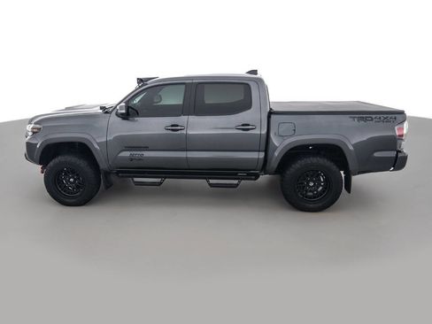 Used 2021 Toyota Tacoma TRD Sport image 8