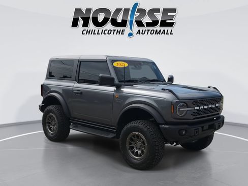 Used 2025 Ford Bronco Badlands AWD/4WD image 2