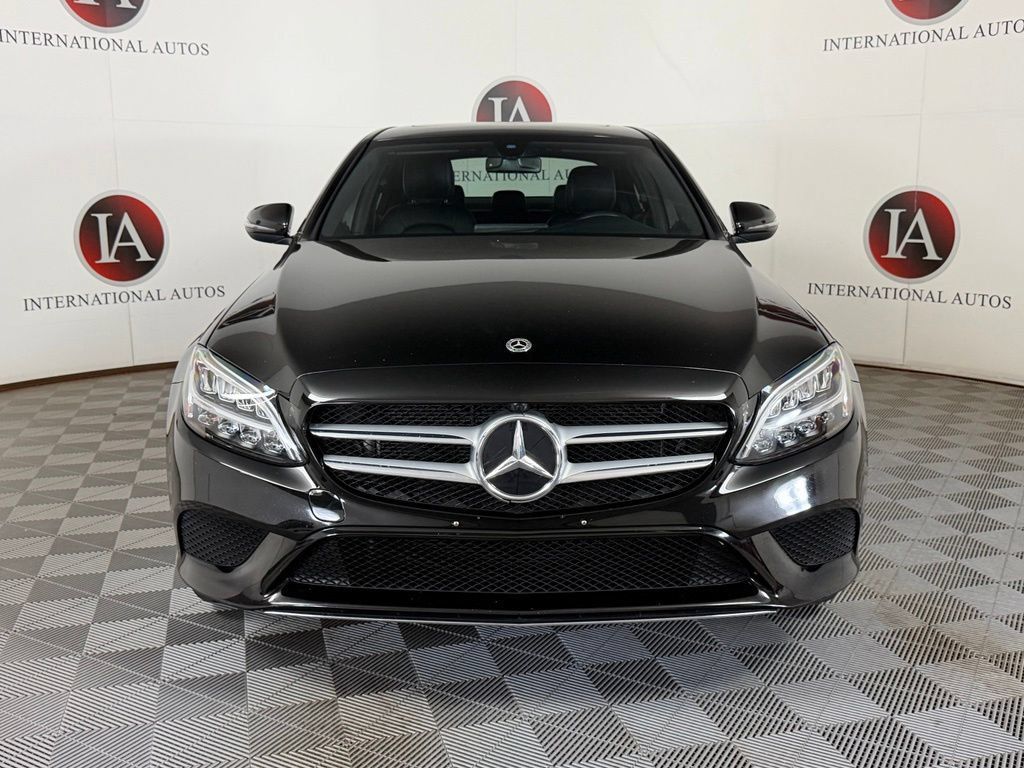 Used 2019 Mercedes-Benz C 300 4MATIC Sedan image 2