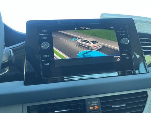 New 2026 Volkswagen Jetta SE FWD image 17