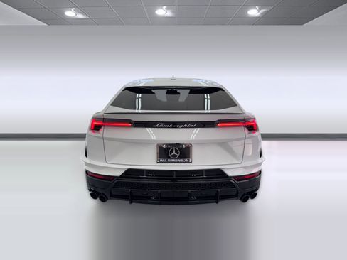 Used 2024 Lamborghini Urus S image 9