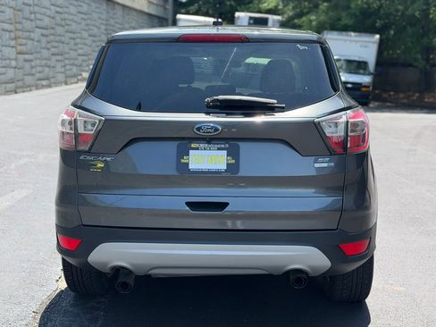 Used 2017 Ford Escape SE AWD/4WD image 8