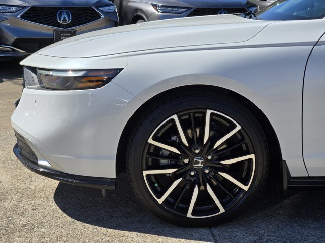 Used 2023 Honda Accord Touring image 10