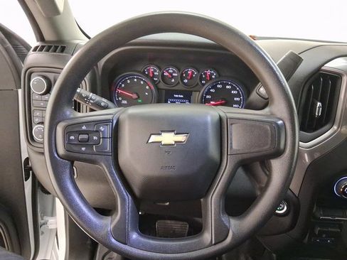 Used 2025 Chevrolet Silverado 2500 W/T w/ WT Convenience Package image 19
