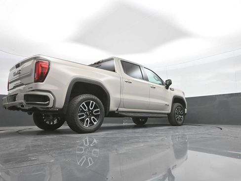 New 2026 GMC Sierra 1500 AT4 w/ AT4 Premium Package AWD/4WD image 38