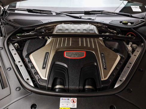 Certified 2022 Porsche Panamera GTS image 32