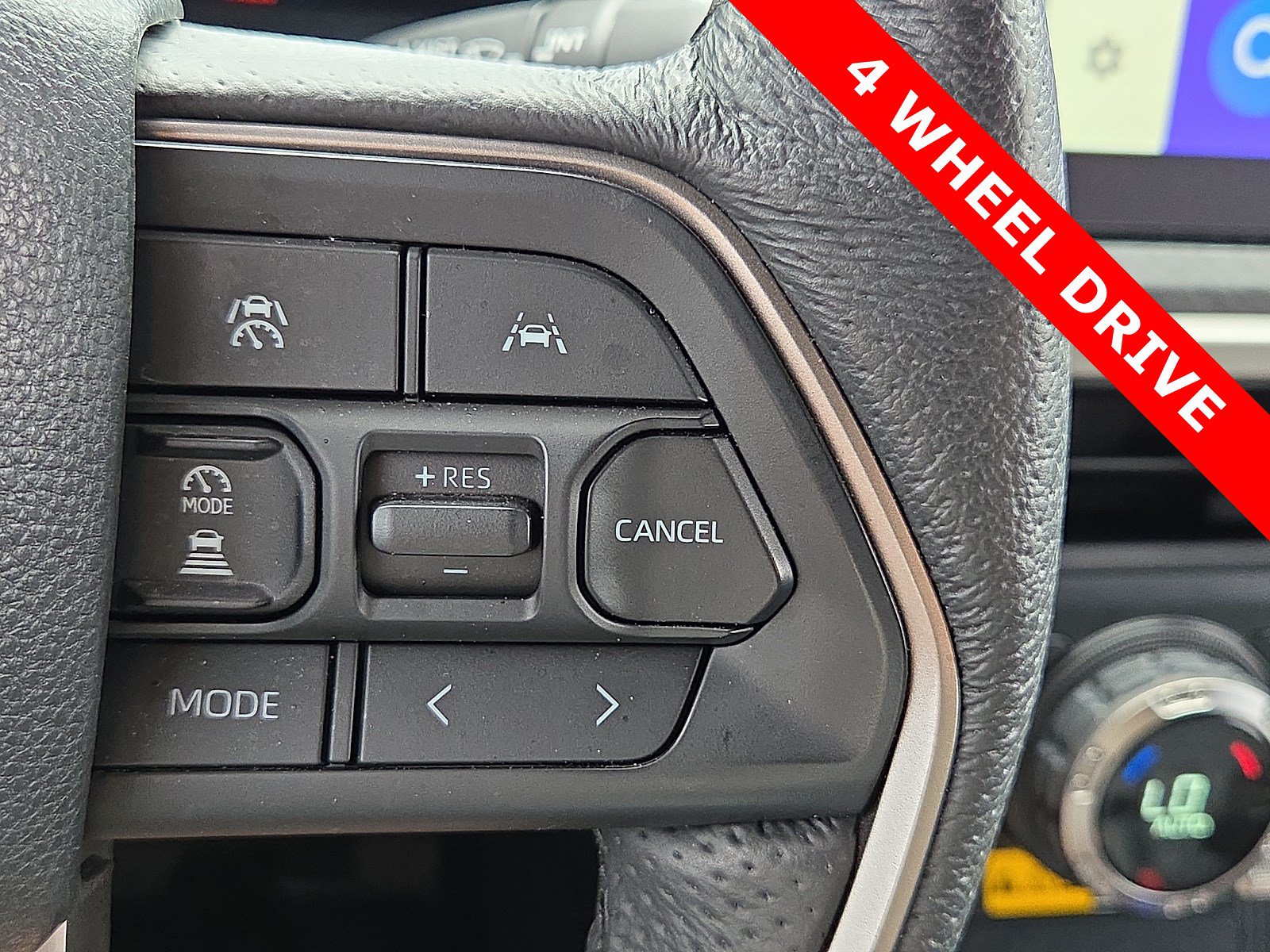 Used 2025 Toyota Tacoma Limited AWD/4WD image 22