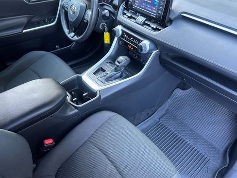 Certified 2022 Toyota RAV4 LE image 15