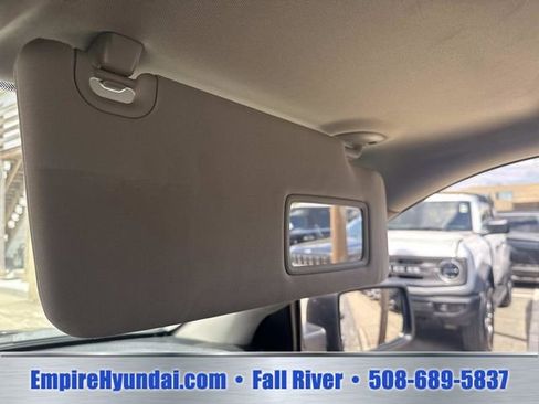 Used 2024 RAM 1500 Classic SLT AWD/4WD image 23