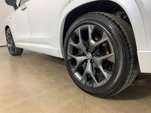 Used 2026 Lexus TX 500h AWD w/ Technology Package image 17