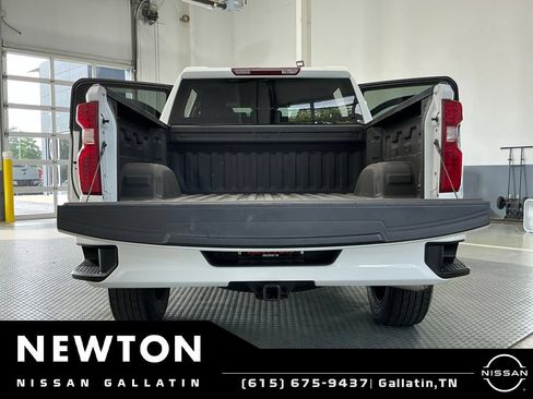 Used 2023 Chevrolet Silverado 1500 Custom w/ LPO, Dark Essentials Package AWD/4WD image 17