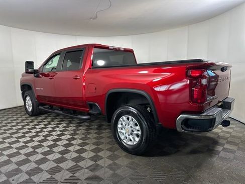 Used 2022 Chevrolet Silverado 3500 LT w/ Convenience Package image 5