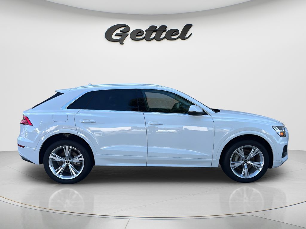 Used 2022 Audi Q8 Premium Plus AWD/4WD image 5