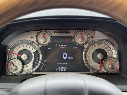 Used 2014 RAM 1500 Laramie Longhorn w/ Convenience Group image 27