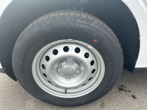 New 2025 Ford Maverick XL w/ Equipment Group 101A image 9