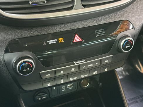 Used 2021 Hyundai Tucson Limited image 17